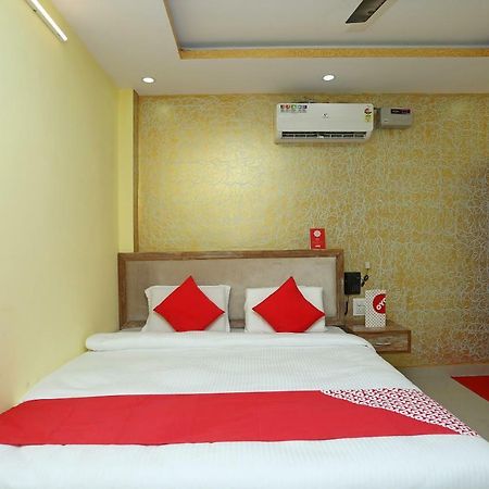 Oyo 18597 Satyam Hotel Meerut Exterior photo