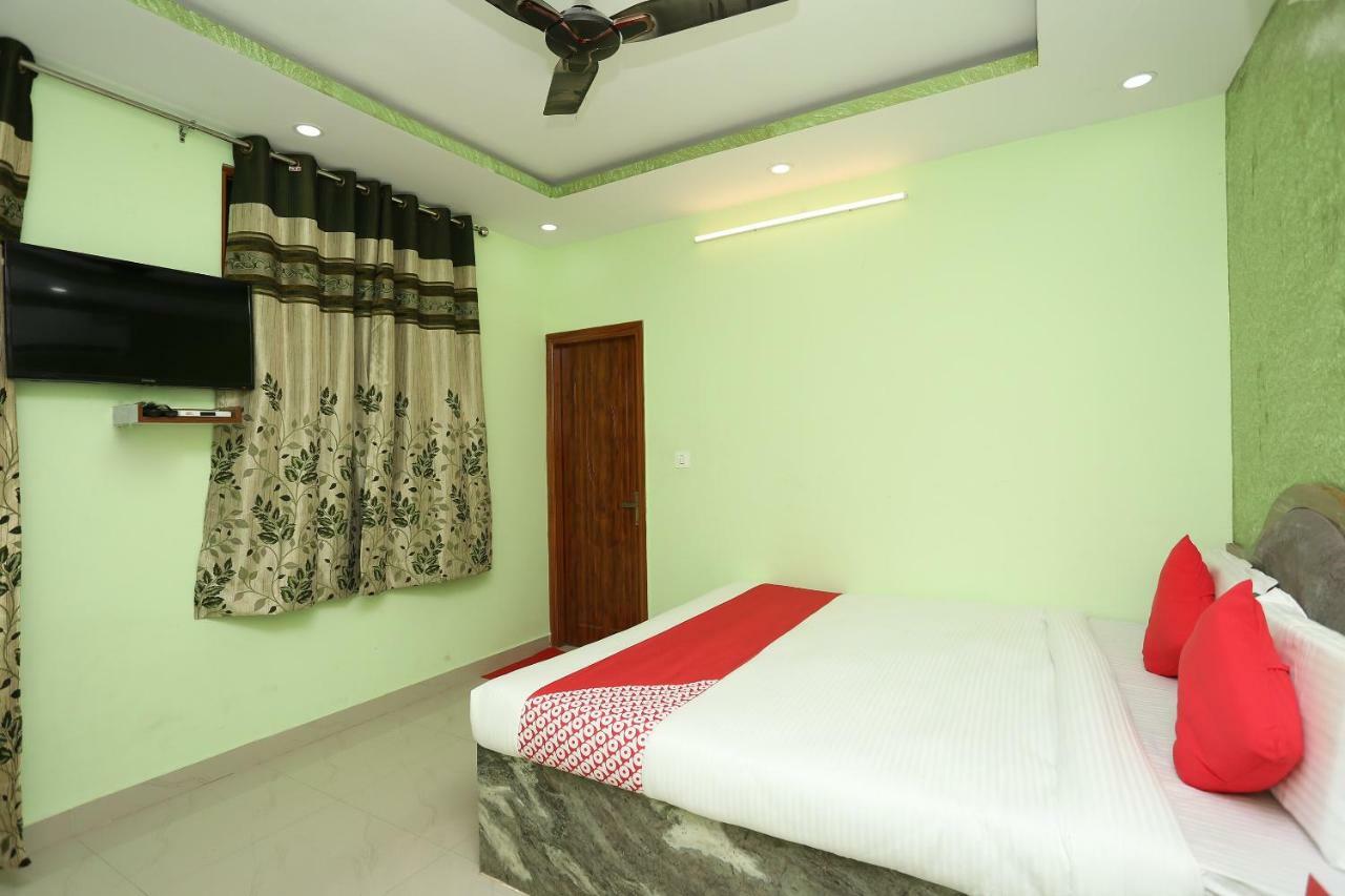Oyo 18597 Satyam Hotel Meerut Exterior photo